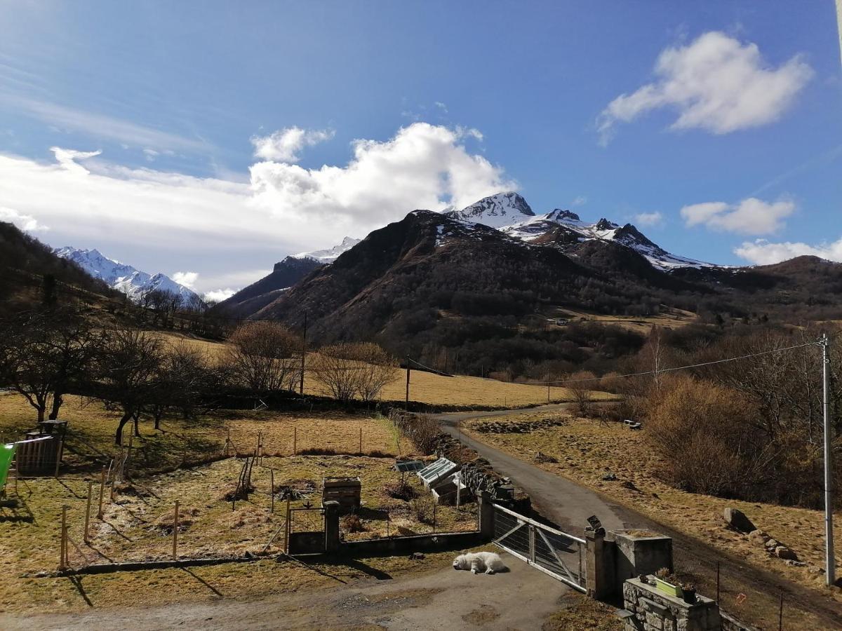 Aux d'Estaing Croisés, Gîte de montagne accessible à tous Exterior foto